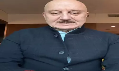 धुरंधर की सफलता से अनुपम खेर खुश धुरंधर की सफलता से अनुपम खेर खुश