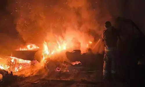 ट्रम्प-ज़ेलेंस्की मुलाकात से एक दिन पहले कीव में धमाकों की आवाज़ ट्रम्प-ज़ेलेंस्की मुलाकात से एक दिन पहले कीव में धमाकों की आवाज़