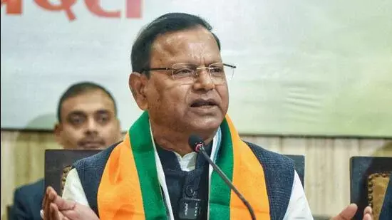 UP BJP ने पार्टी के अंदर जातिगत दावे पर रेड लाइन खींची UP BJP ने पार्टी के अंदर जातिगत दावे पर रेड लाइन खींची