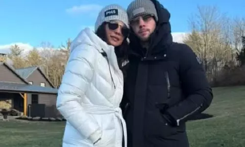 Priyanka Chopra ने पति निक के साथ साल के सबसे शानदार समय की एक झलक शेयर की