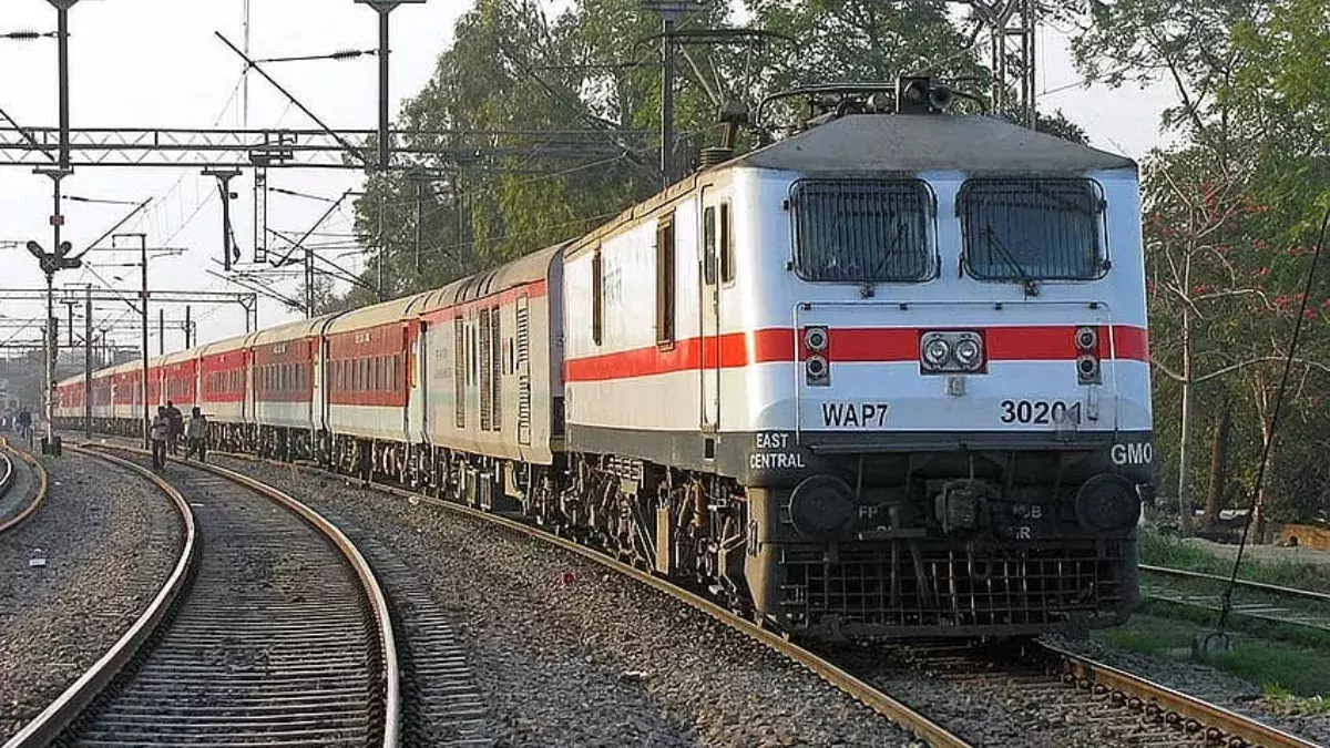 Jammu: नए साल पर यात्रा आसान बनाने के लिए रेलवे की पहल