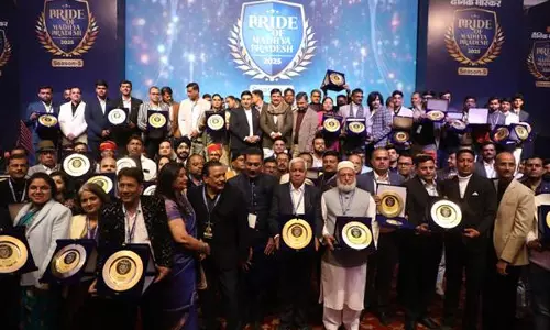Bhopal: प्राइड ऑफ मध्यप्रदेश-2025 में सम्मानित विभूतियों का राज्य में हुआ स्वागत Bhopal: प्राइड ऑफ मध्यप्रदेश-2025 में सम्मानित विभूतियों का राज्य में हुआ स्वागत