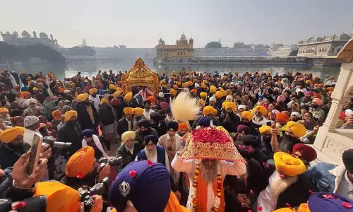 Guru Gobind Singh के प्रकाश पर्व पर स्वर्ण मंदिर में आतिशबाजी नहीं होगी