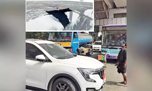 Porur में मेट्रो साइट से बीजेपी नेता की कार पर पत्थरों की बारिश Porur में मेट्रो साइट से बीजेपी नेता की कार पर पत्थरों की बारिश