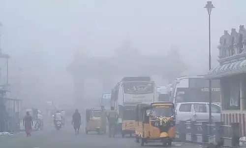 अगले दो दिनों में TN में कोहरा और तेज़ हवाएं चलने का अनुमान है अगले दो दिनों में TN में कोहरा और तेज़ हवाएं चलने का अनुमान है