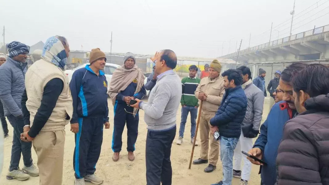 Farrukhabad: पीएसी ने मेले में सुविधाओं और असलहा सुरक्षा की माँग की Farrukhabad: पीएसी ने मेले में सुविधाओं और असलहा सुरक्षा की माँग की