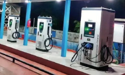 Indore: इंदौर में इलेक्ट्रिक वाहनों के लिए सुपर चार्जिंग स्टेशन