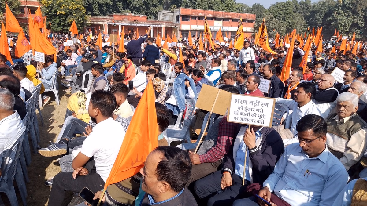 Bareilly Rural: विभिन्न संगठनों ने बांग्लादेश के खिलाफ आवाज उठाई Bareilly Rural: विभिन्न संगठनों ने बांग्लादेश के खिलाफ आवाज उठाई