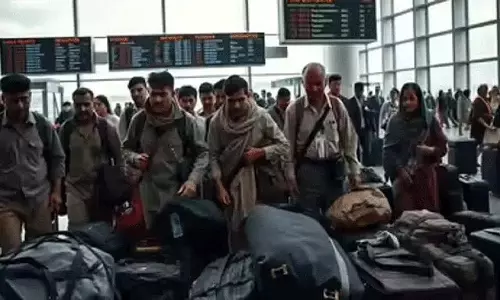 अवैध रूप से रहने के कारण हजारों भारतीयों को America से निकाला गया अवैध रूप से रहने के कारण हजारों भारतीयों को America से निकाला गया