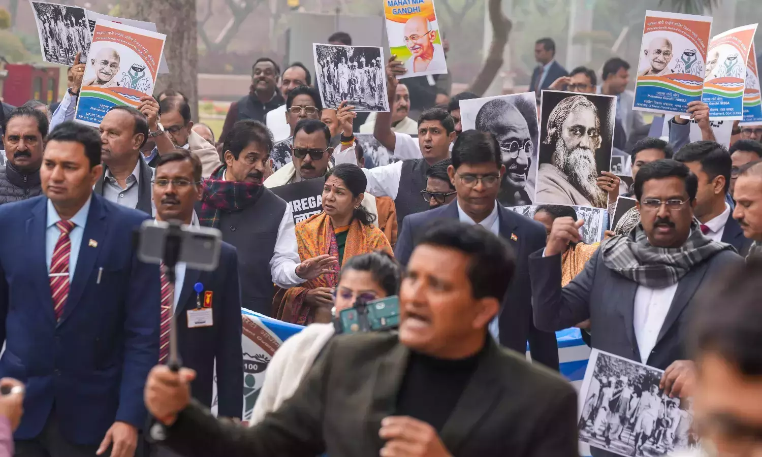Congress  28 दिसंबर को गांधी की तस्वीर के साथ राज्यव्यापी विरोध प्रदर्शन की योजना बना रही