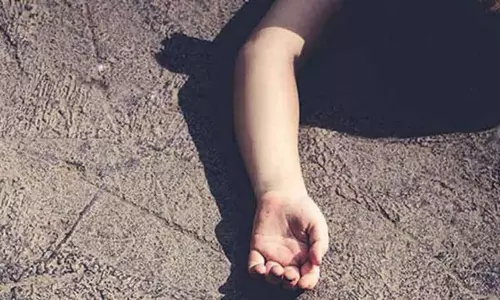Greater Noida में छात्रा ने जान दी, परीक्षा में AI उपयोग के शक से जुड़ा मामला