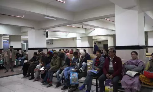 Himachal: डॉक्टर सामूहिक छुट्टी पर, शिमला के अस्पतालों में स्वास्थ्य सेवाएं प्रभावित Himachal: डॉक्टर सामूहिक छुट्टी पर, शिमला के अस्पतालों में स्वास्थ्य सेवाएं प्रभावित