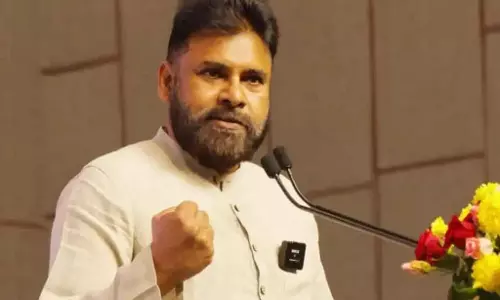 Pawan Kalyan की नई पहचान: सनातन रक्षक की छवि ने बदली आंध्र प्रदेश की राजनीति Pawan Kalyan की नई पहचान: सनातन रक्षक की छवि ने बदली आंध्र प्रदेश की राजनीति