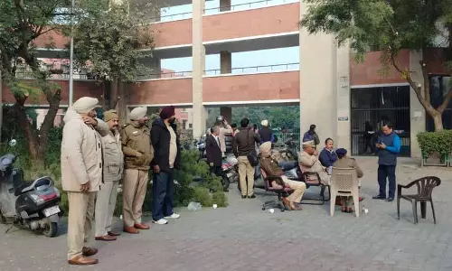 Chandigarh: जिला न्यायालय में बम की धमकी के बाद दहशत