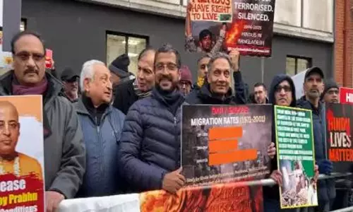 भारतीय और बांग्लादेशी समुदायों ने लंदन में किया विरोध प्रदर्शन