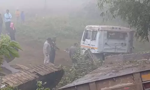 घने कोहरे के कारण Alipurduar में सड़क दुर्घटना में तीन लोगों की मौत