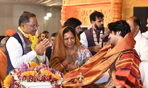 मुख्यमंत्री विष्णुदेव साय और पत्नी कौशल्या साय हनुमंत कथा में हुए शामिल