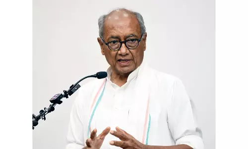 Digvijay Singh ने संघ की प्रशंसा को लेकर स्पष्टीकरण दिया