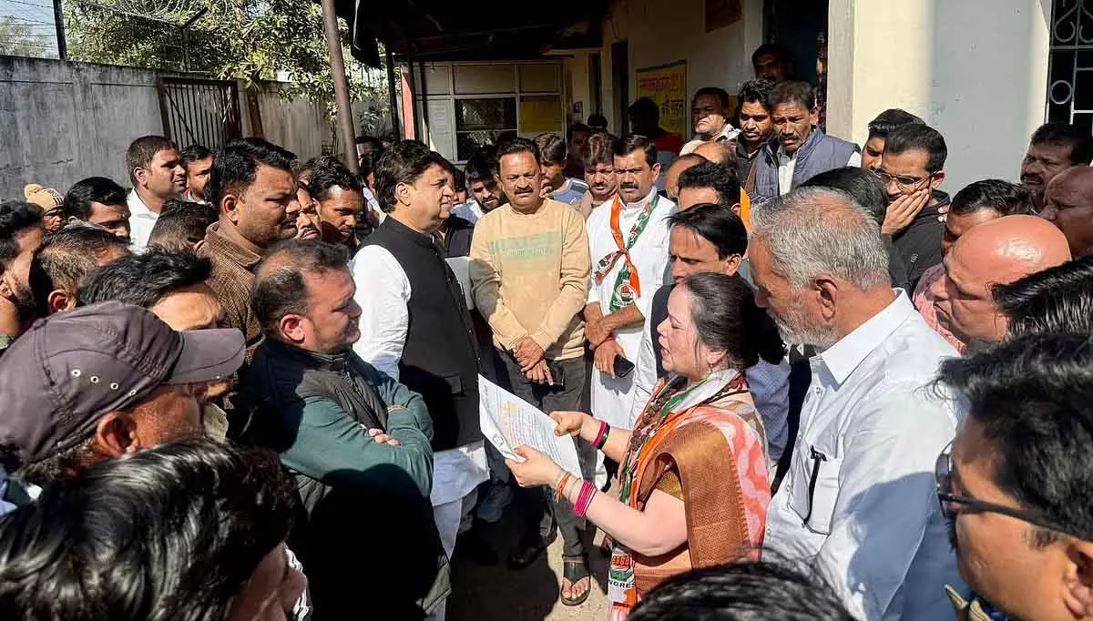स्मार्ट मीटर की समस्याओं को लेकर कांग्रेस ने DISCOM ऑफिस के सामने विरोध प्रदर्शन किया स्मार्ट मीटर की समस्याओं को लेकर कांग्रेस ने DISCOM ऑफिस के सामने विरोध प्रदर्शन किया