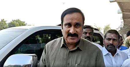पीएमके नेता अंबुमणि का डीएमके पर हमला, बोले- फर्जी वोटिंग में पीएचडी कर चुकी है सत्तारूढ़ पार्टी पीएमके नेता अंबुमणि का डीएमके पर हमला, बोले- फर्जी वोटिंग में पीएचडी कर चुकी है सत्तारूढ़ पार्टी