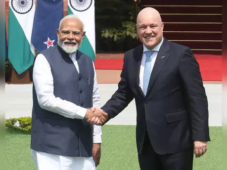 न्यूजीलैंड के पीएम ने बताया भारत के साथ एफटीए का मतलब, क्या असर पड़ेगा? न्यूजीलैंड के पीएम ने बताया भारत के साथ एफटीए का मतलब, क्या असर पड़ेगा?