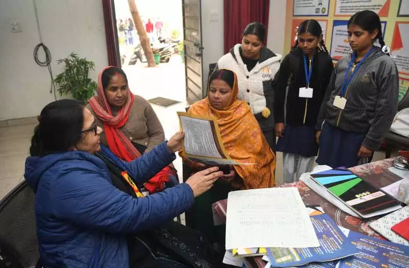 Ludhiana में असुरक्षित स्कूल बिल्डिंग चिंता का विषय, टीचरों ने राजनीतिक दखलंदाजी पर अफसोस जताया Ludhiana में असुरक्षित स्कूल बिल्डिंग चिंता का विषय, टीचरों ने राजनीतिक दखलंदाजी पर अफसोस जताया