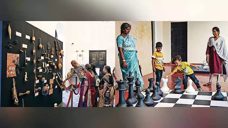 Victoria Hall बड़े पैमाने पर खुलने के एक दिन बाद बंद हो गया Victoria Hall बड़े पैमाने पर खुलने के एक दिन बाद बंद हो गया
