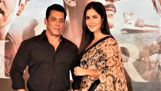 Katrina Kaif ने ‘सुपर ह्यूमन’ सलमान खान को उनके 60वें जन्मदिन पर प्यार भेजा Katrina Kaif ने ‘सुपर ह्यूमन’ सलमान खान को उनके 60वें जन्मदिन पर प्यार भेजा