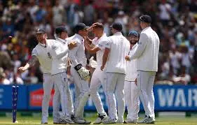 Ashes: इंग्लैंड ने 2011 के बाद ऑस्ट्रेलियाई धरती पर पहली टेस्ट जीत हासिल की Ashes: इंग्लैंड ने 2011 के बाद ऑस्ट्रेलियाई धरती पर पहली टेस्ट जीत हासिल की