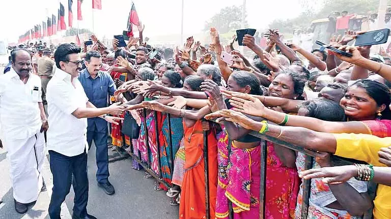 AIADMK ने DMK सरकार के 5% काम भी नहीं किए: CM Stalin AIADMK ने DMK सरकार के 5% काम भी नहीं किए: CM Stalin