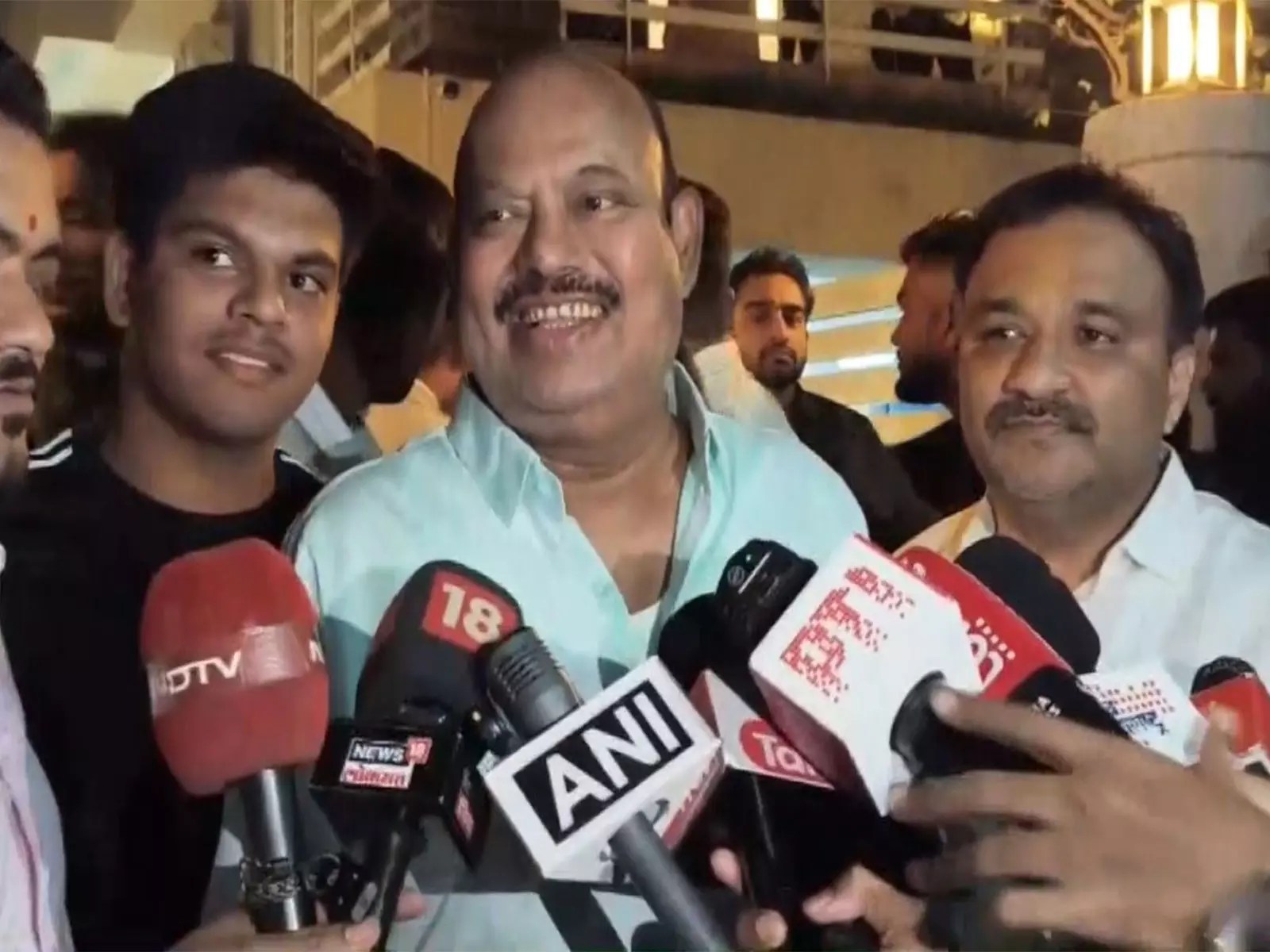 NCP एसपी नेता आज़म पानसारे ने PMC चुनावों से पहले एनसीपी के साथ गठबंधन करने पर यह बात कही NCP एसपी नेता आज़म पानसारे ने PMC चुनावों से पहले एनसीपी के साथ गठबंधन करने पर यह बात कही