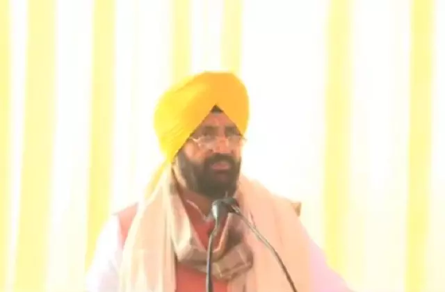 Chandigarh: वीर साहिबजादों की शहादत प्रेरणा स्रोत रहेगी: नायब सैनी Chandigarh: वीर साहिबजादों की शहादत प्रेरणा स्रोत रहेगी: नायब सैनी