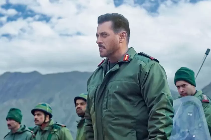Teaser Release: सलमान खान तैयार, चीनी सैनिकों से मुकाबले के लिए Teaser Release: सलमान खान तैयार, चीनी सैनिकों से मुकाबले के लिए
