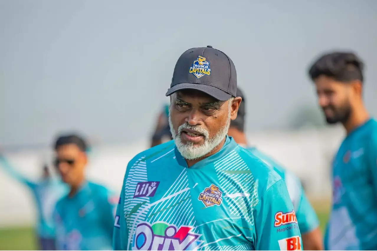 BPL मैच से पहले ढाका कैपिटल्स के असिस्टेंट कोच की गिरने से मौत BPL मैच से पहले ढाका कैपिटल्स के असिस्टेंट कोच की गिरने से मौत
