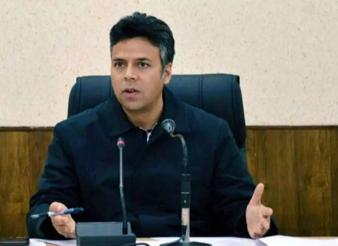 DC Budgam ने खानसाहिब में प्रमुख इंफ्रास्ट्रक्चर प्रोजेक्ट्स की समीक्षा की DC Budgam ने खानसाहिब में प्रमुख इंफ्रास्ट्रक्चर प्रोजेक्ट्स की समीक्षा की