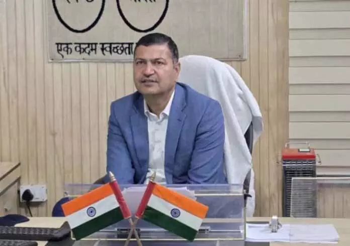 शाम लाल ने J&K में आरजीएसए, एसबीएम-जी के क्रियान्वयन की समीक्षा की शाम लाल ने J&K में आरजीएसए, एसबीएम-जी के क्रियान्वयन की समीक्षा की
