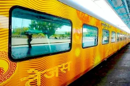ऑपरेशन नारकोस में बड़ी कामयाबी: भागलपुर स्टेशन पर 30 हजार की नशीली कफ सिरप जब्त ऑपरेशन नारकोस में बड़ी कामयाबी: भागलपुर स्टेशन पर 30 हजार की नशीली कफ सिरप जब्त