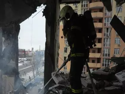 Ukraine के राष्ट्रपति ने रूस पर नागरिक ठिकानों पर हमले का आरोप लगाया Ukraine के राष्ट्रपति ने रूस पर नागरिक ठिकानों पर हमले का आरोप लगाया