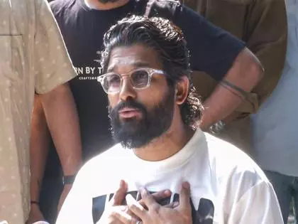 Pushpa 2 भगदड़: चार्जशीट में फिल्म टीम के कई सदस्यों के नाम शामिल Pushpa 2 भगदड़: चार्जशीट में फिल्म टीम के कई सदस्यों के नाम शामिल