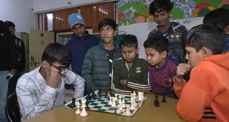 कोविड में माता-पिता की मौत, स्नेहालय में रहने वाले वंश तायल को मिला प्रधानमंत्री राष्ट्रीय बाल पुरस्कार कोविड में माता-पिता की मौत, स्नेहालय में रहने वाले वंश तायल को मिला प्रधानमंत्री राष्ट्रीय बाल पुरस्कार