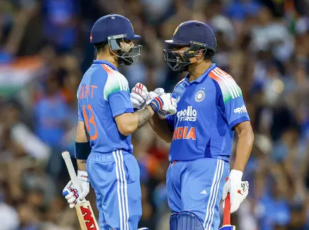 वनडे फॉर्मेट में विराट और रोहित के अलावा इन 3 भारतीयों का रहा जलवा वनडे फॉर्मेट में विराट और रोहित के अलावा इन 3 भारतीयों का रहा जलवा