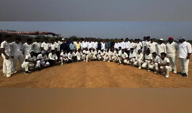Telangana गोल्ड कप में टीसीए खम्मम ने हनमकोंडा को 75 रन से हराया Telangana गोल्ड कप में टीसीए खम्मम ने हनमकोंडा को 75 रन से हराया