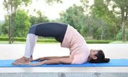 Yoga  :कब्ज की छुट्टी कर देने वाले योगासन