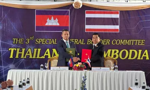 Thailand और Cambodia ने बॉर्डर पर टकराव खत्म करने के लिए नए ट्रूस समझौते पर साइन किए Thailand और Cambodia ने बॉर्डर पर टकराव खत्म करने के लिए नए ट्रूस समझौते पर साइन किए