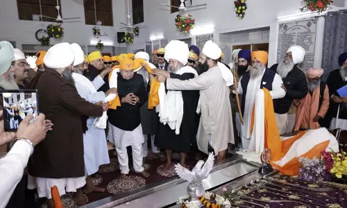 Bihar:गुरु गोविंद सिंह के 359वें प्रकाश पर्व में शामिल हुए CM नीतीश Bihar:गुरु गोविंद सिंह के 359वें प्रकाश पर्व में शामिल हुए CM नीतीश