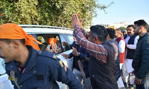 Sirsa यूनिवर्सिटी के कॉन्ट्रैक्ट स्टाफ ने जॉब सिक्योरिटी मांगी Sirsa यूनिवर्सिटी के कॉन्ट्रैक्ट स्टाफ ने जॉब सिक्योरिटी मांगी