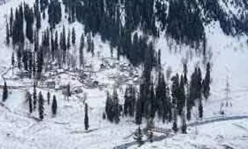 Kashmir में रात का तापमान शून्य से नीचे, पूरे इलाके में ठंड बढ़ी
