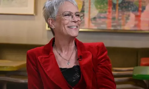 Jamie Lee Curtis ने साझा किया पुराना किस्सा, माँ ने ‘द एक्सॉर्सिस्ट’ से दूर रखा Jamie Lee Curtis ने साझा किया पुराना किस्सा, माँ ने ‘द एक्सॉर्सिस्ट’ से दूर रखा