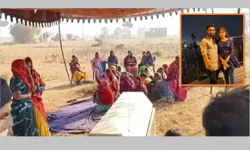 Telangana में आत्महत्या मामला: परिवार का आरोप, प्रेमी के घर के बाहर प्रदर्शन