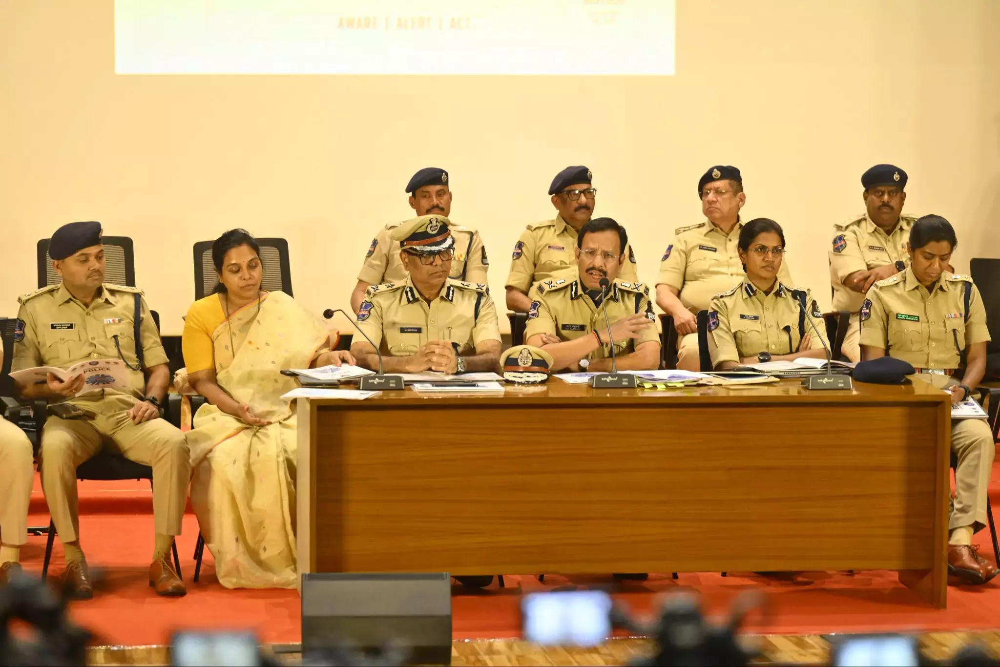 Sajjanar ने नशे में गाड़ी चलाने वालों से कहा: क्या आपने शराब पी है गूगल पर कैब सर्च करें